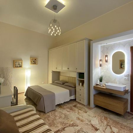 Villa Lazzari B&B Tra I Due Mari Maglie Buitenkant foto