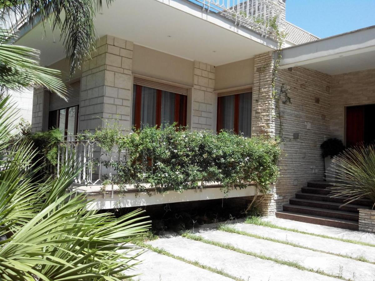 Villa Lazzari B&B Tra I Due Mari Maglie Buitenkant foto